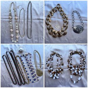 Vintage Costume Jewelry - 4 lb 15 oz box of mixed jewelry